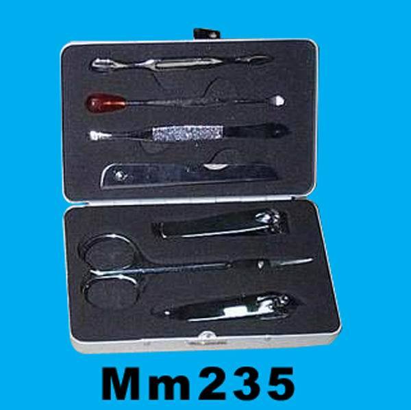 MANICURE SET in BOX style 9
