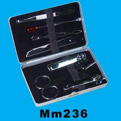 8PCS MANICURE SET in BOX style 4