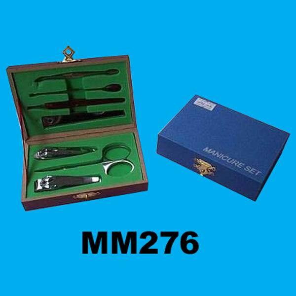 MANICURE SET in BOX style 14