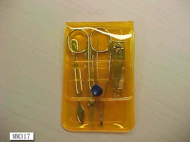 4PCS MANICURE SET in PVC BAG style 2