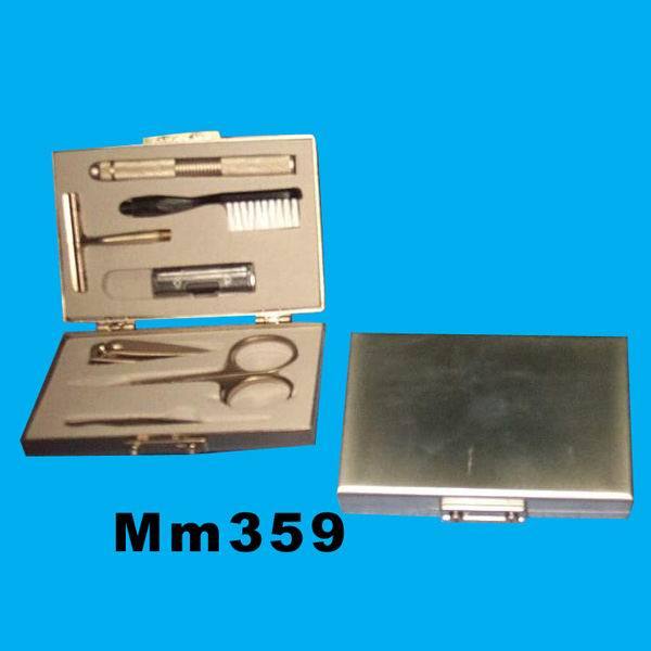 4PCS MANICURE SET BOXTRVIAL SET