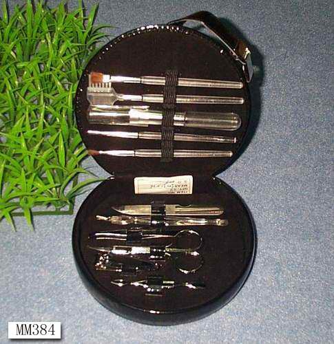 MANICURE SET in BOX style 24
