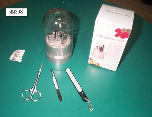 MANICURE SET in BOX style 26