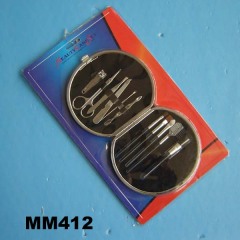 12PCS MANICURE SET W METAL CASE