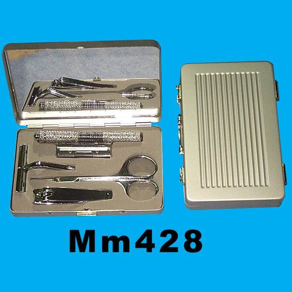 MANICURE SET in BOX style 27