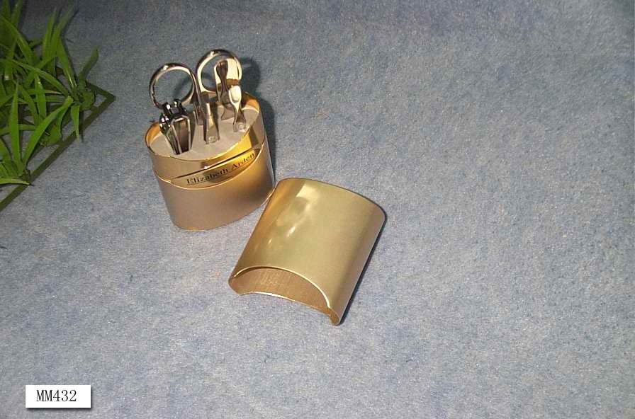 5PCS MANICURE SET in BOX style 5