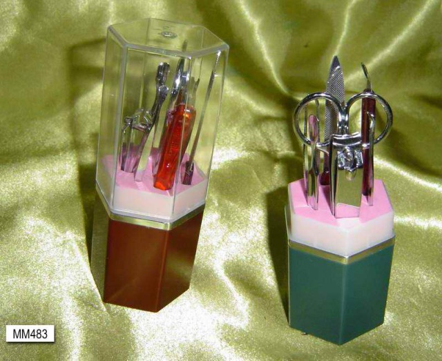 MANICURE SET in BOX style 36