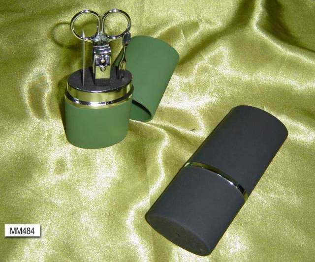 MANICURE SET in BOX style 37