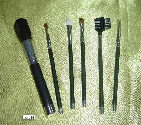 BEAUTY BRUSH style 13