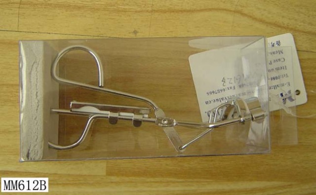 CHROME PLATED EYELASH CURLER in PVC BOX