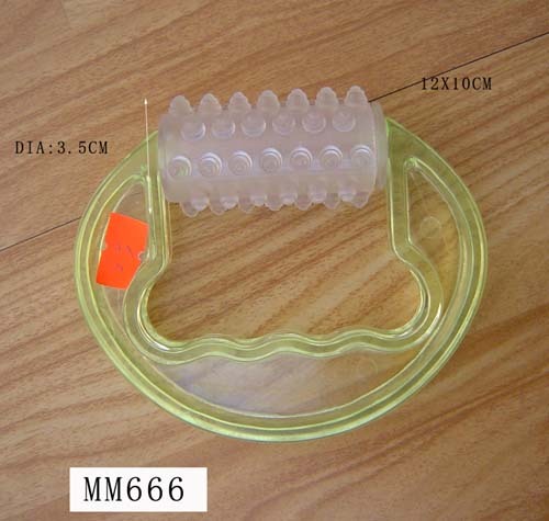 PLASTIC FOOT MASSAGER