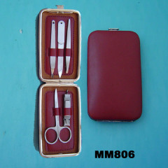 5PCS STAINLESS STEEL MANICURE SET in CB