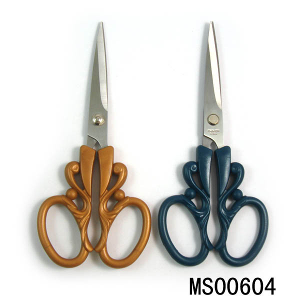 7.5in SS KITCHEN SCISSORS with PLASTIC Handle
