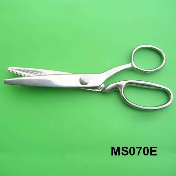 7.5in TAILORS SCISSORS with TEETH in BOX