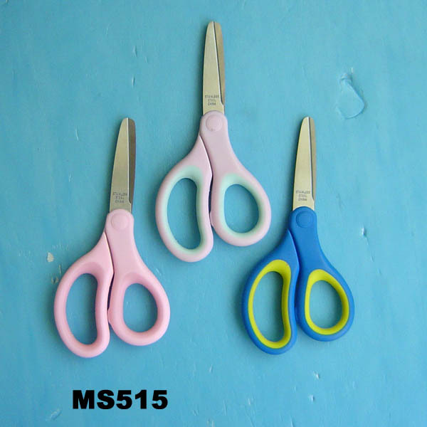 5.5in SCISSORS with SOFT Handle style 6