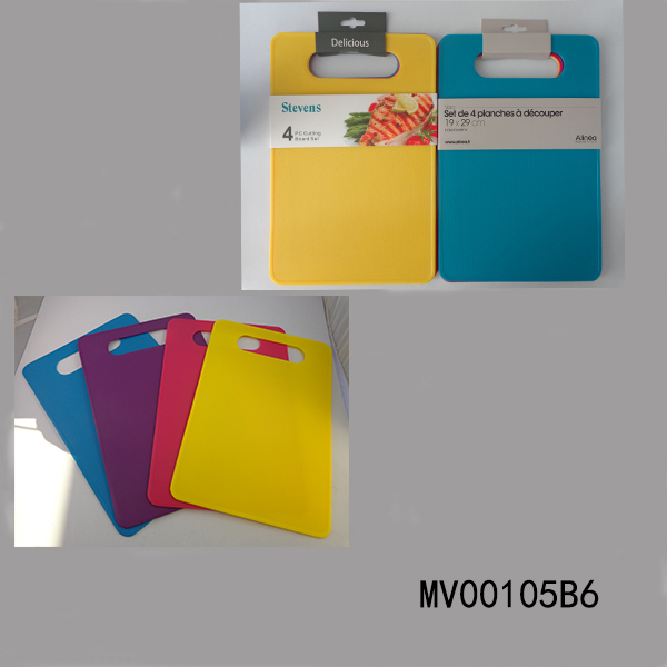 4PCS PP CUTTING BOARD with WHEEL CARD