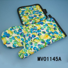 2PCS HOT PAD and OVEN GLOVE style 2