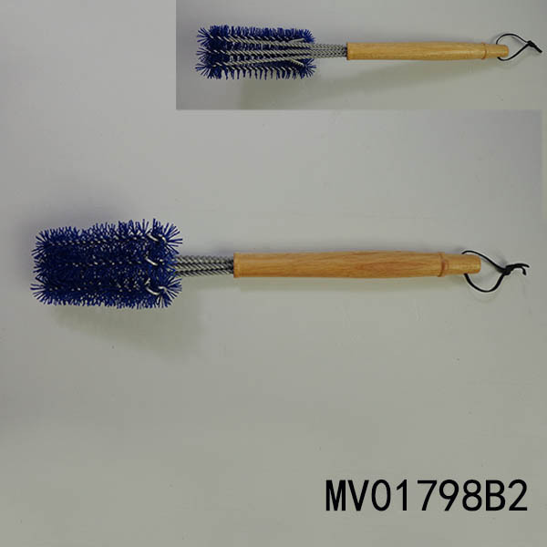 17.5in BBQ BRUSH WOODEN Handle TC