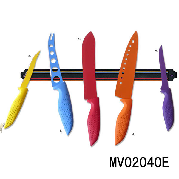 SET of 5 COLORED KNIVES with 1 MAGNET BAR in BOX