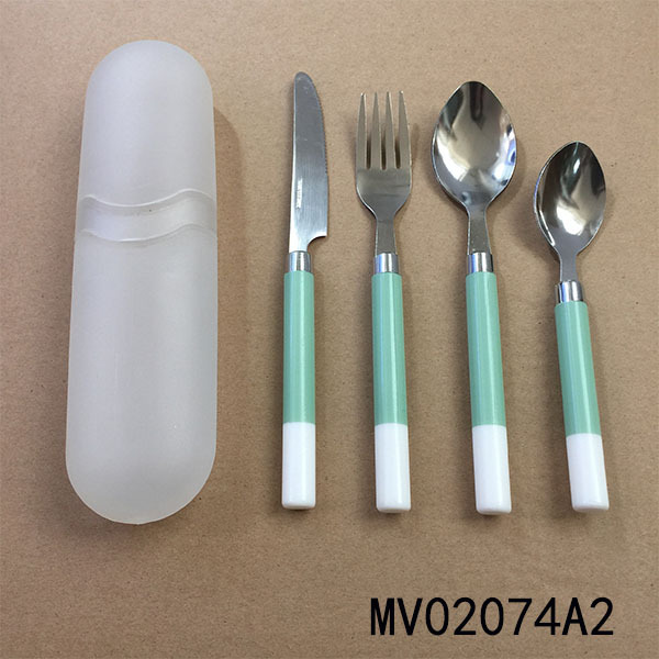 4PCS CUTLERY SET IN PP BOX