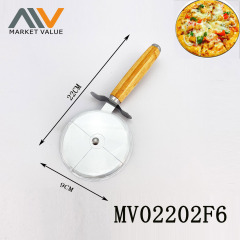 SS PIZZA CUTTER BAMBOO Handle TC
