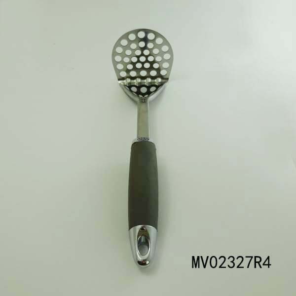 SS KITCHEN TOOLS POTATO PRESS with TPR Handle TC