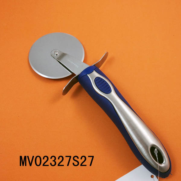 PLASTIC Handle PIZZA CUTTER 430 DIA-6.5CM;