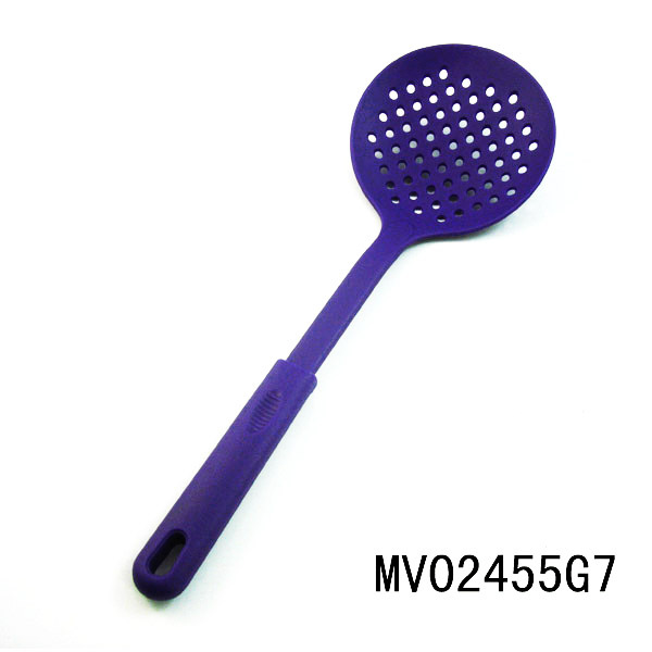 NYLON KITCHEN TOOLS with PLASTIC STRAINER