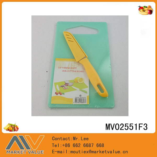 PLASTIC CUTTING BOARD with SS KNIFE SP