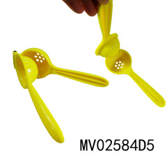 PLASTIC LIME SQUEEZER MANUAL TC