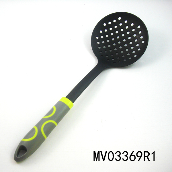 NYLON KITCHEN TOOLS with PLASTIC Handle STRAINER style 4