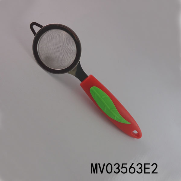 STRAINER with TPR Handle TC