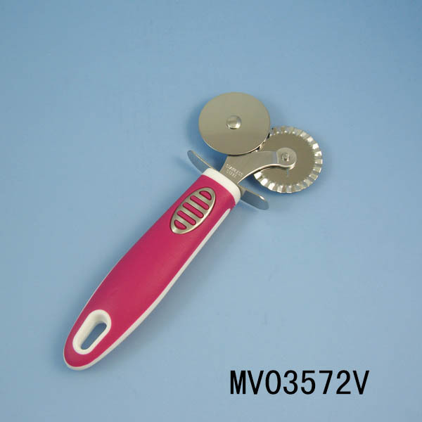 PLASTIC Handle IWO HEAD PIZZA CUTTER TC style 2