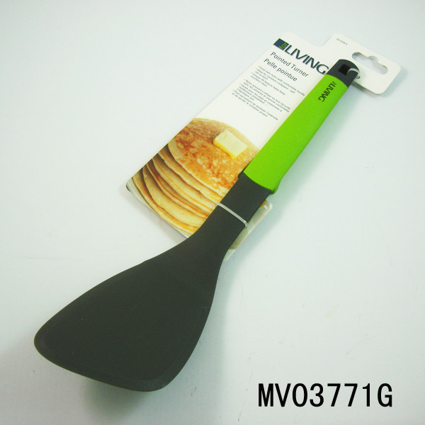NYLON KITCHEN POINTED TURNER TC