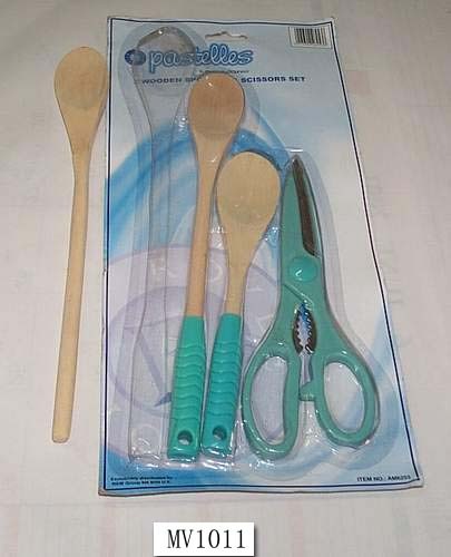 3 PCS WOODCUTLERY and 9110 SCISSORS