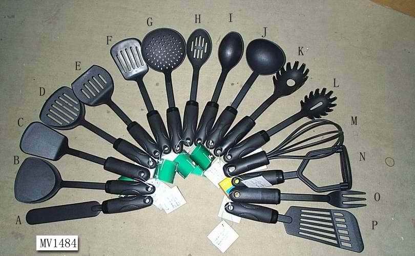NYLON KITCHEN TOOL