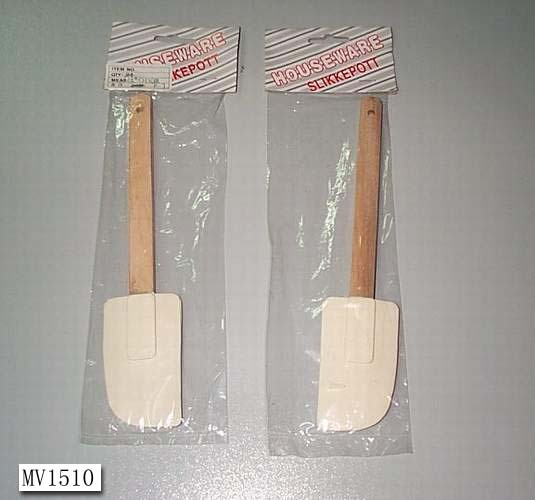 SPATULA RUBBER WOODEN Handle