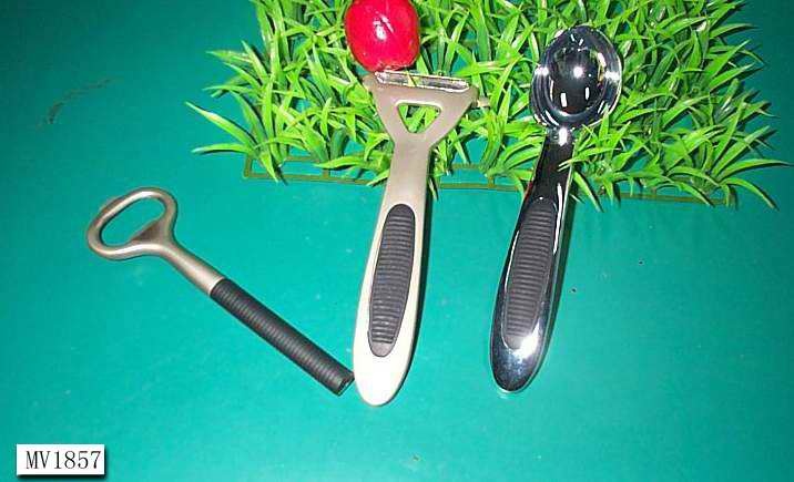 ZINC - ALLOY BOTTLE OPENER