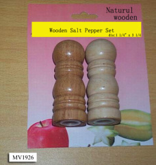 2PCS WOODEN SALT and PEPPER SET