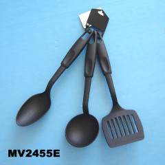NYLON KITCHEN TOOL 3 PIE