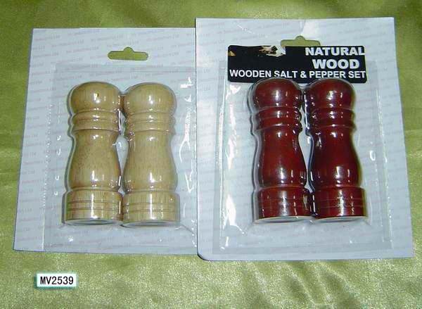2 PCS WOODEN SALT and PEPPER style 2