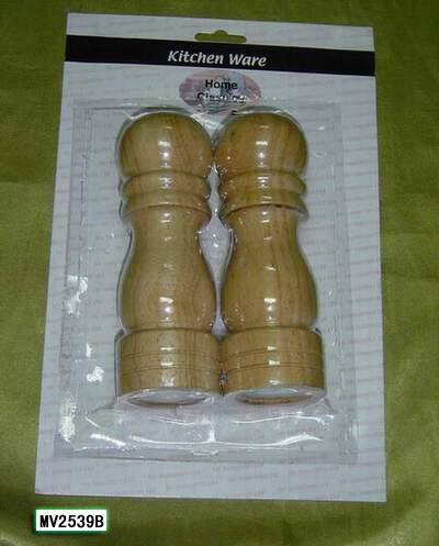 2 PCS RUBBER WOODEN SALT and PEPPER