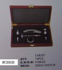 5PCS DIE-CASTING WINE SET in WOODEN BOX