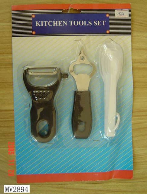 6PCS PLASTIC MEASURE and PEELER and BOTTLE OPENER
