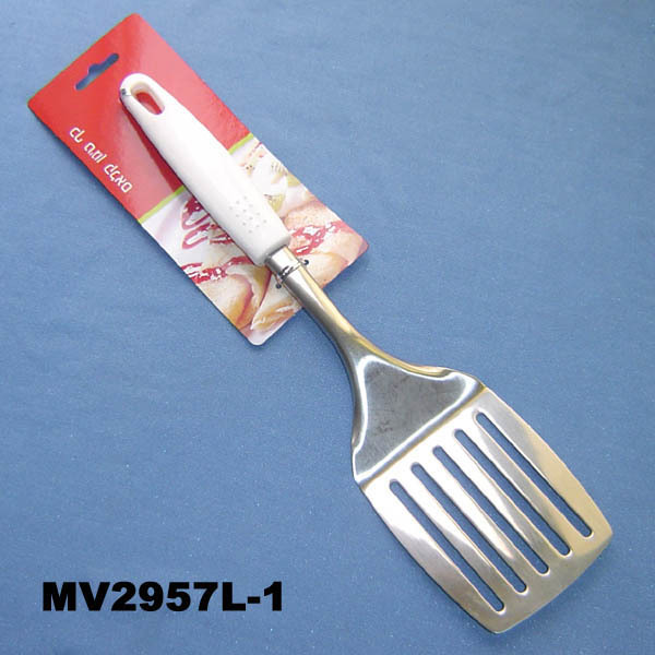SS SLOTED TURNER PLASTIC Handle TC