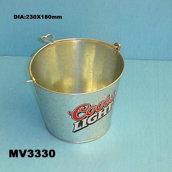 ICE BUCKET BOTTLE OPEN Hand