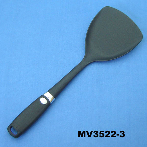 NYLON TURNER HANG TAG