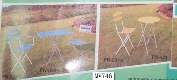 BEACH TABLE and CHAIR SET