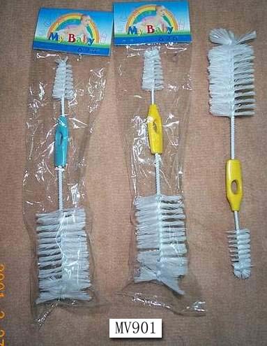 CLEANING BRUSH in PVC BAG with HANG CARD