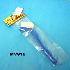 KITCHEN BRUSH with PLASTIC Handle